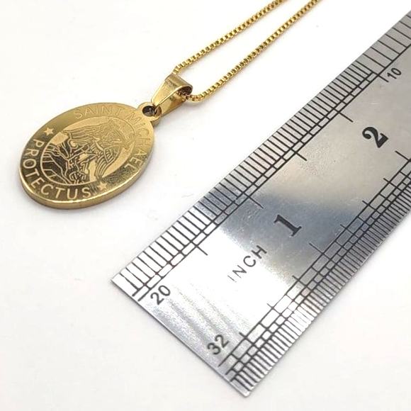 18k Gold Plated Necklace w/ St Archangel Michael Pendant Valentines Gift New - Picture 2 of 6
